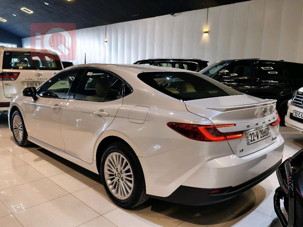 تۆیۆتا کامری